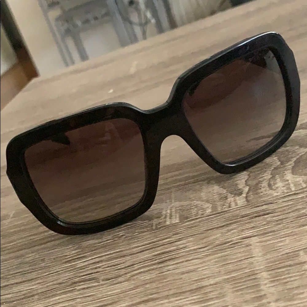 PRADA MATTE BLACK SUNGLASSES 100% AUTHENTIC